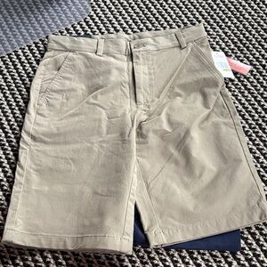 Vineyard vines boys performance breaker shorts size 14 NWT